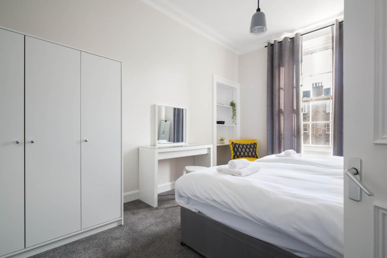 Panmure Place Georgian Apartment เอดินบะระ ภายนอก รูปภาพ