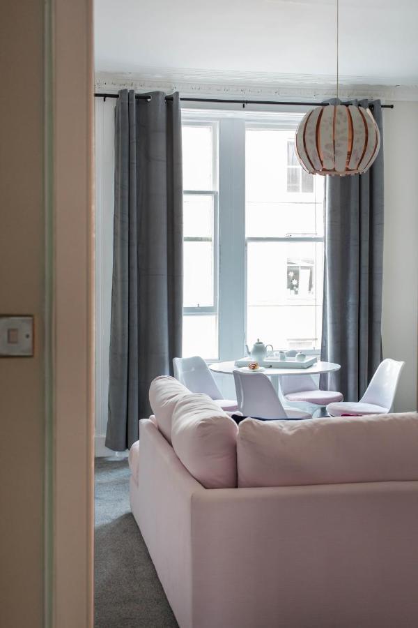 Panmure Place Georgian Apartment เอดินบะระ ภายนอก รูปภาพ